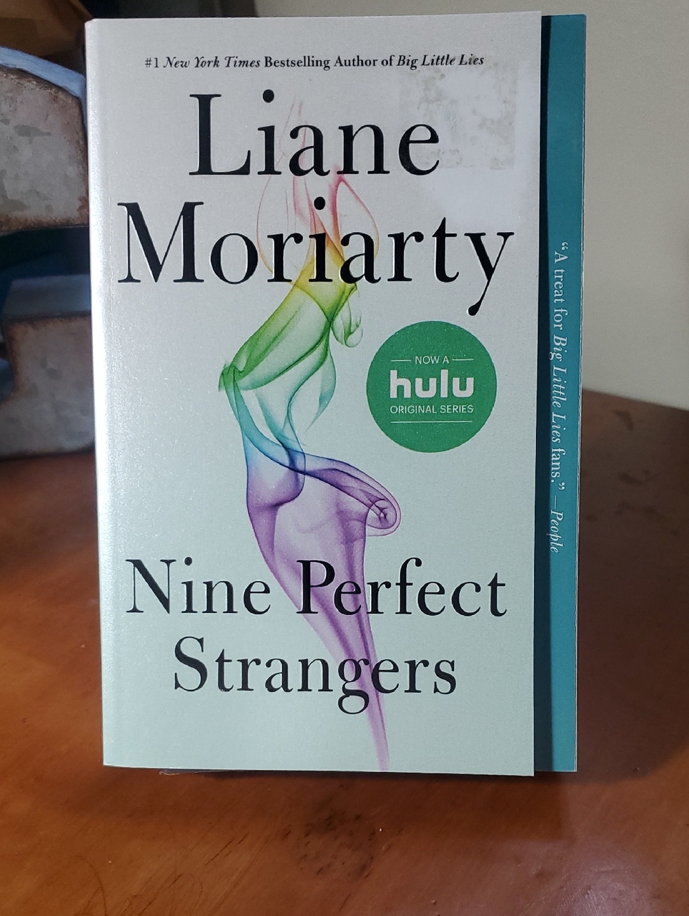 Liane Moriarty "Nine Perfect Strangers" Paperback - Multicolor Smoke Design